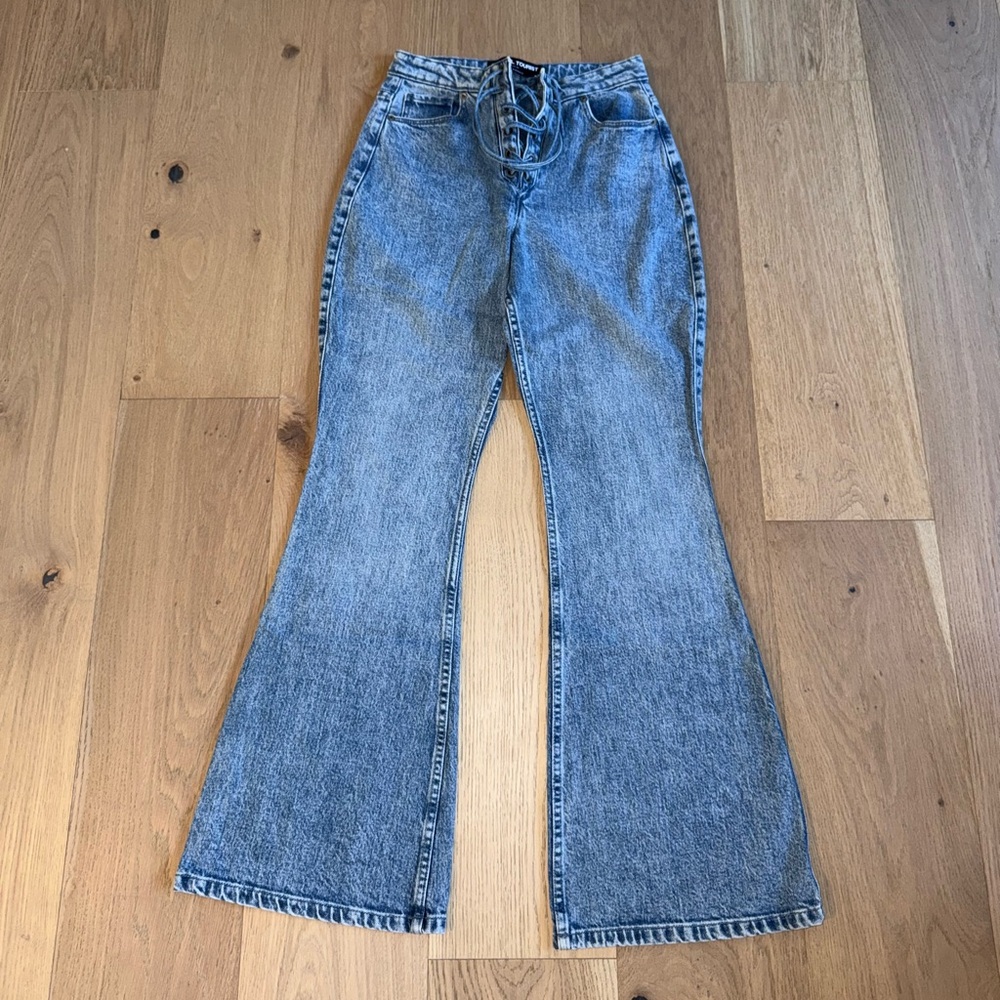 Hollister Social Tour Ultra High Rise Flare Jeans